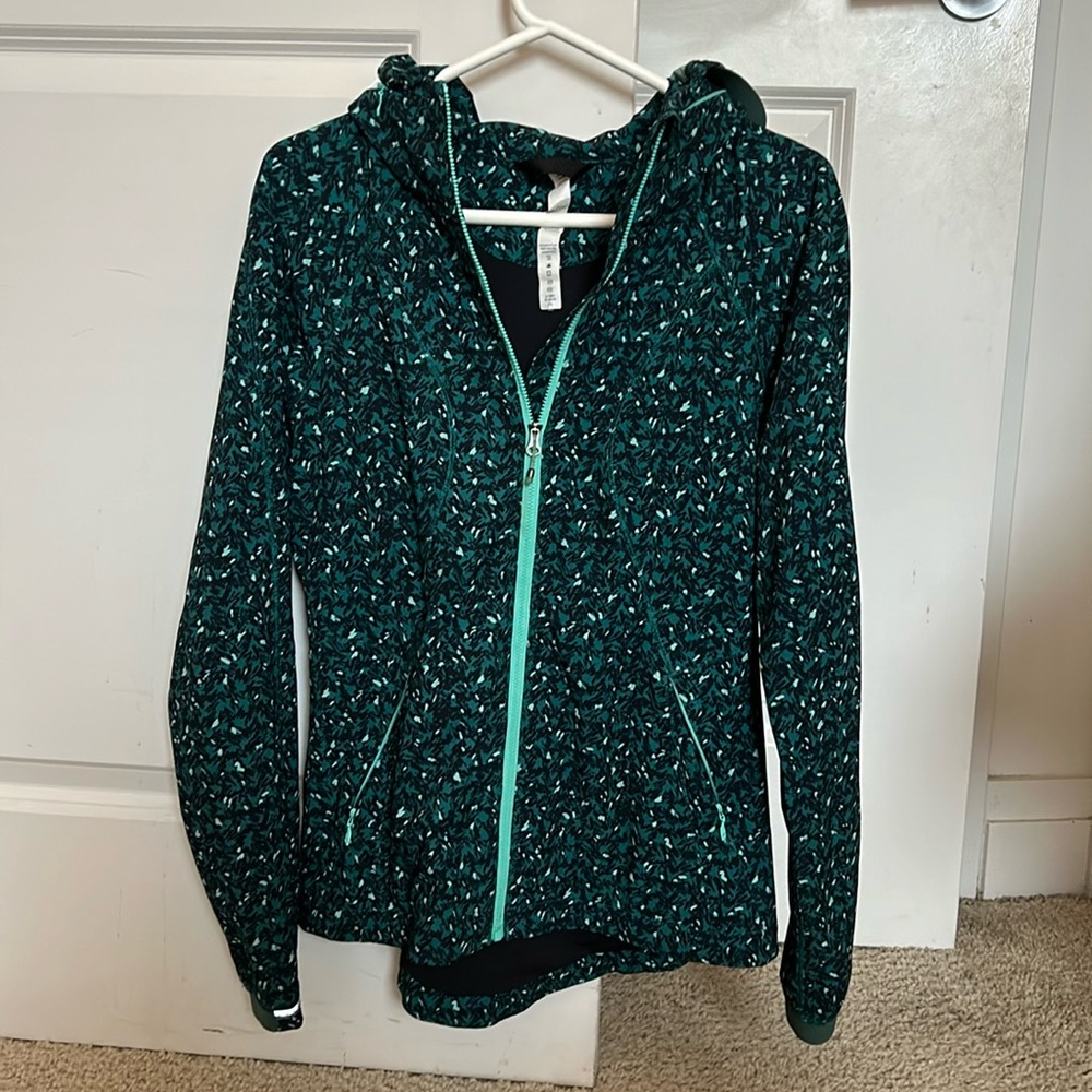 Lulu rain jacket